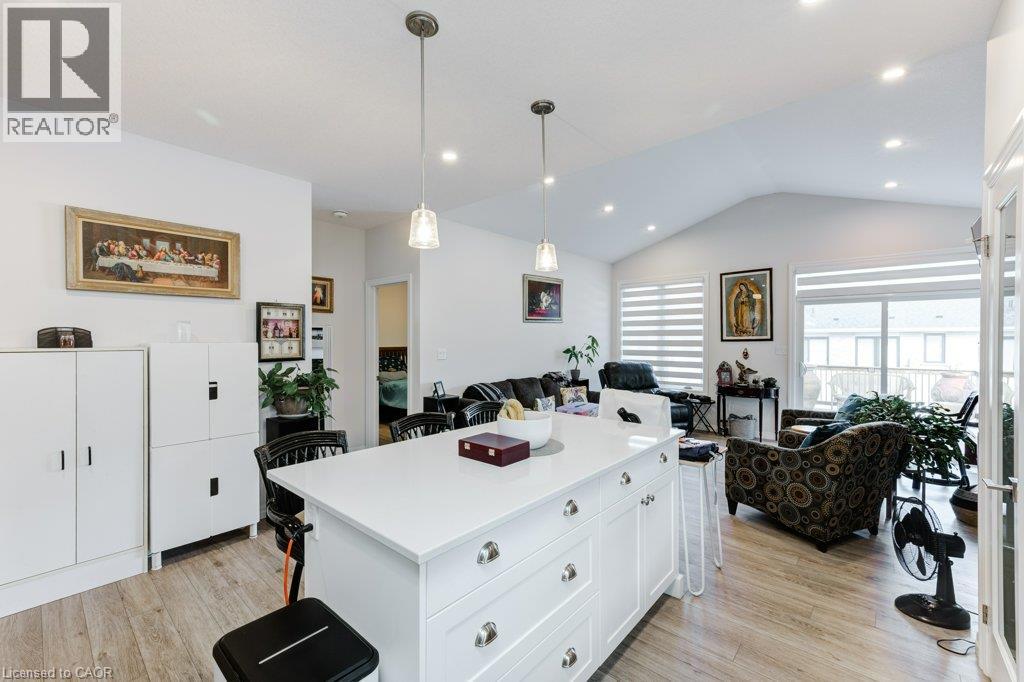 102 Livingston Drive, Tillsonburg, Ontario  N4G 0J3 - Photo 12 - 40872529