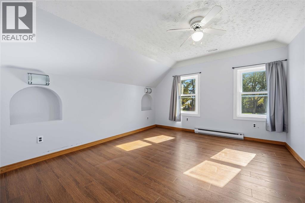 209 Queen Street, Wallaceburg, Ontario  N8A 1G4 - Photo 19 - 26025597