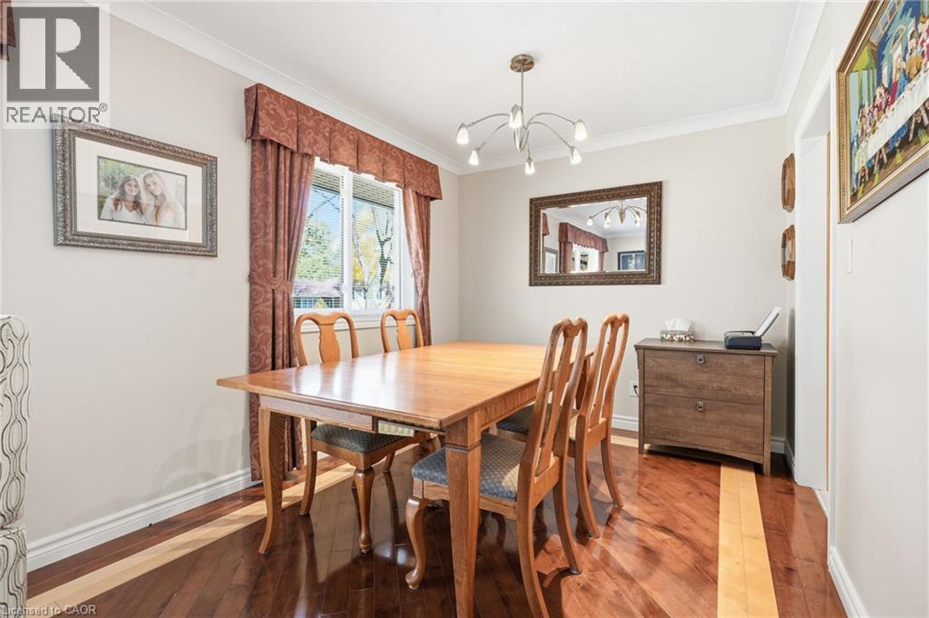 2432 Cyprus Avenue, Burlington, Ontario  L7P 1G6 - Photo 16 - 40872622
