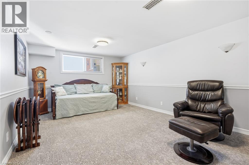 2432 Cyprus Avenue, Burlington, Ontario  L7P 1G6 - Photo 26 - 40872622