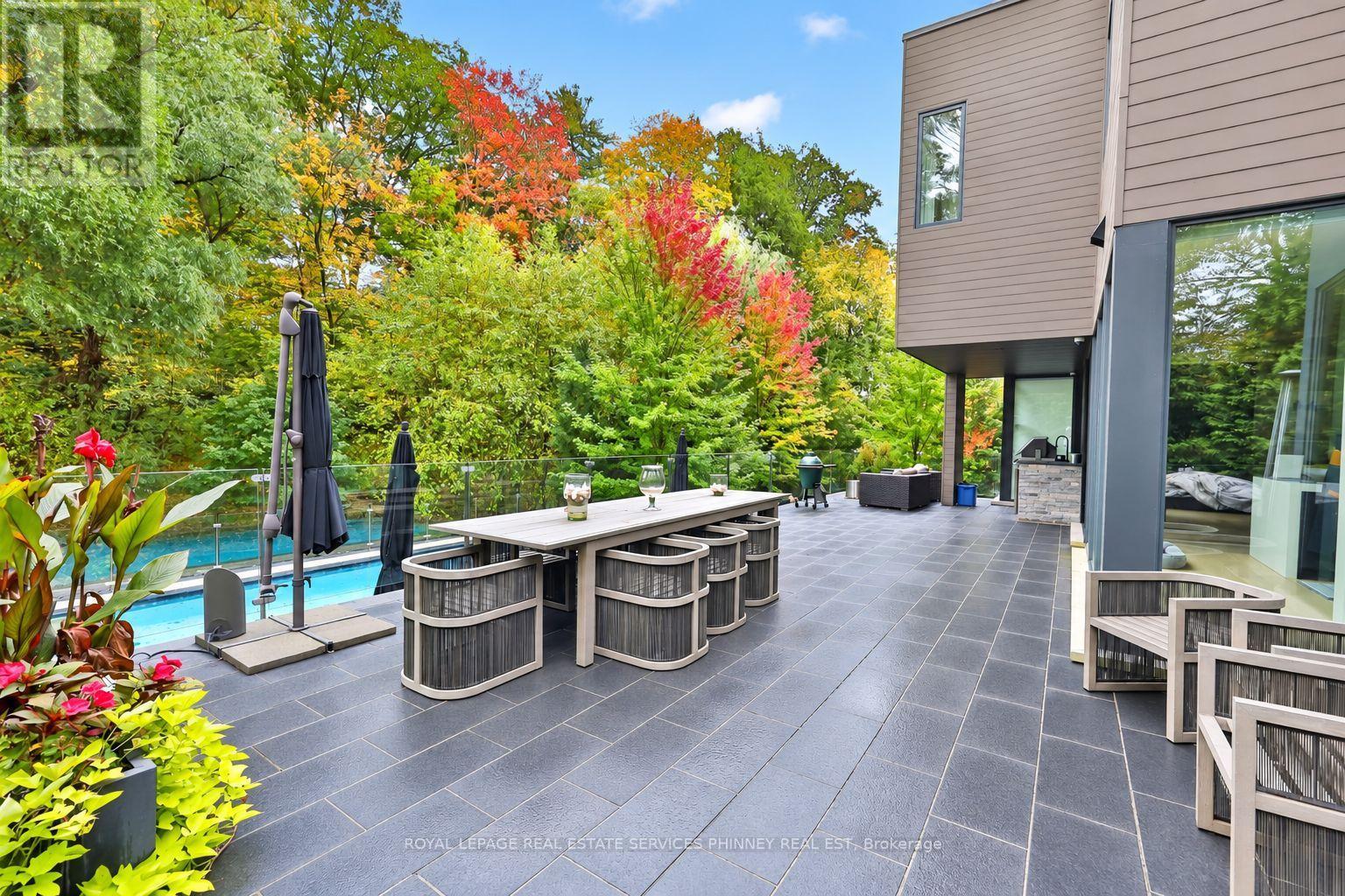 1102 Crestview Street, Oakville, Ontario  L6J 2C6 - Photo 42 - W13558096