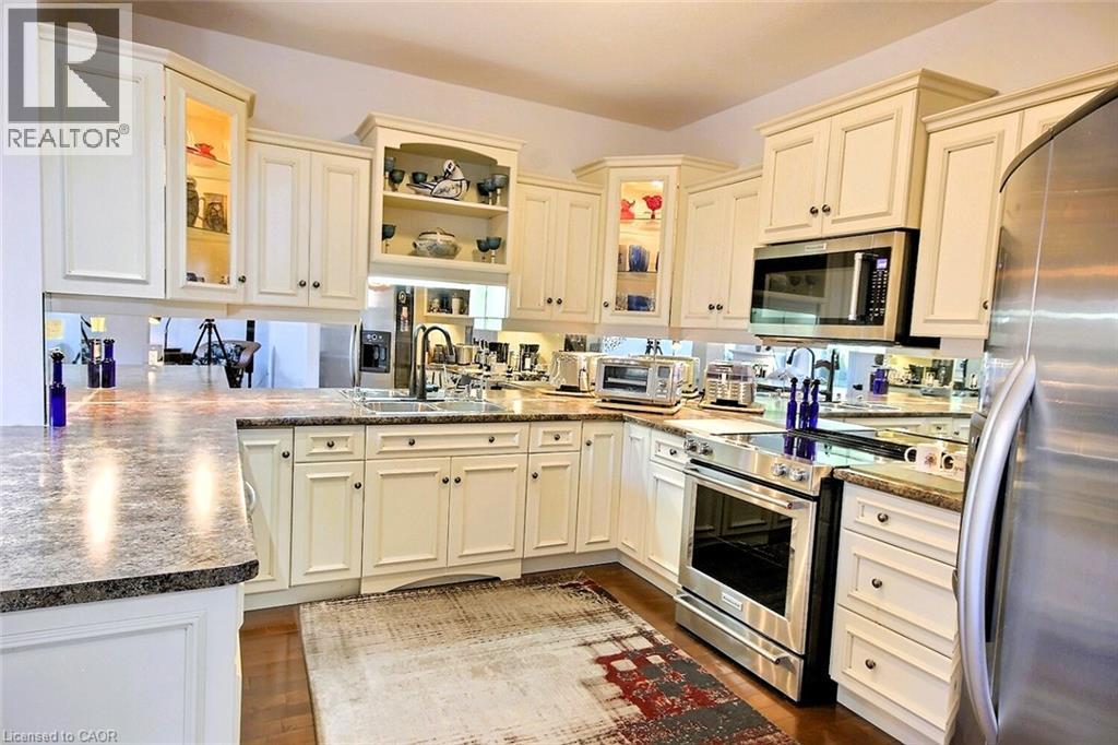 755 Willow Road Unit# 1, Guelph, Ontario  N1K 2A2 - Photo 4 - 40870854