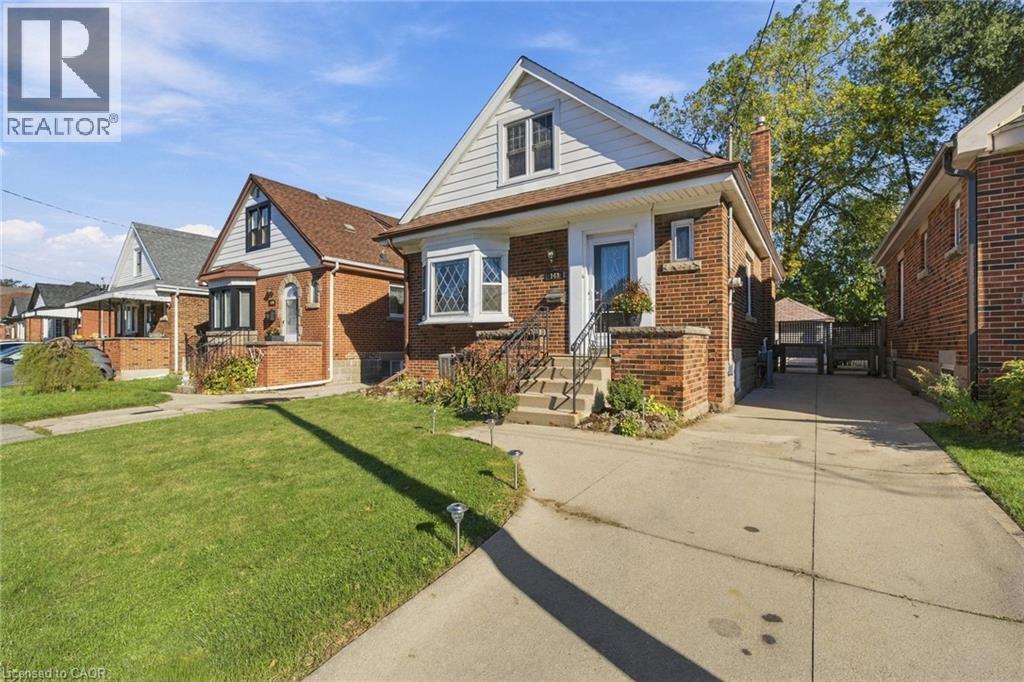 143 Huxley Avenue S, Hamilton, Ontario  L8K 2P9 - Photo 2 - 40871688