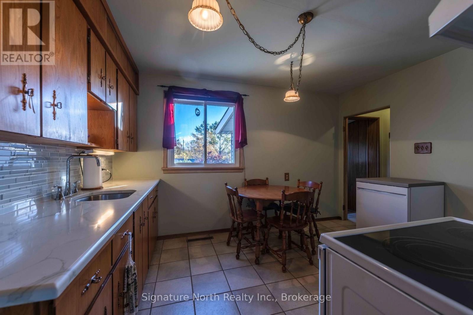 373 Royal Street, Thunder Bay, Ontario  P7A 3N5 - Photo 11 - X14097302