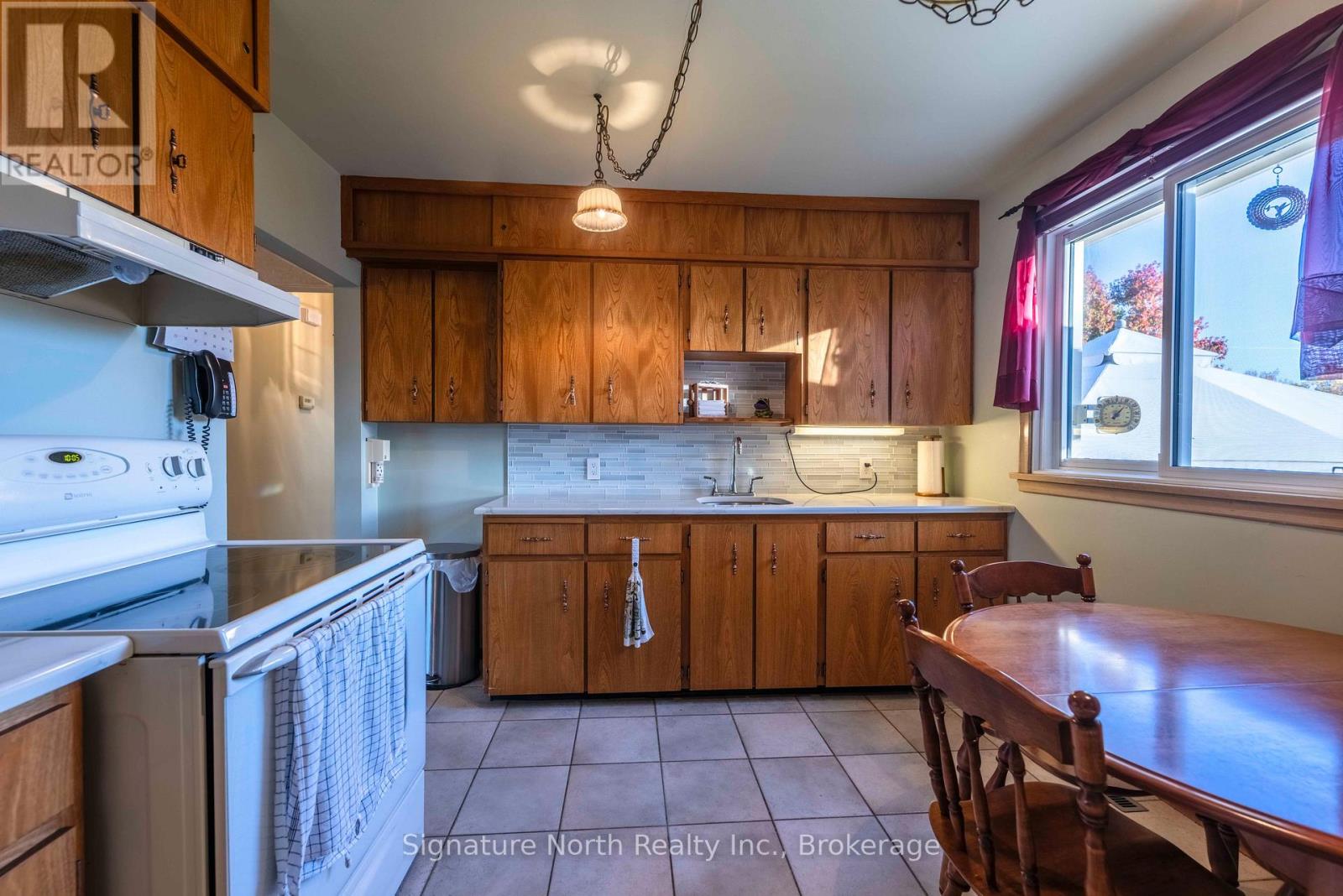 373 Royal Street, Thunder Bay, Ontario  P7A 3N5 - Photo 15 - X14097302