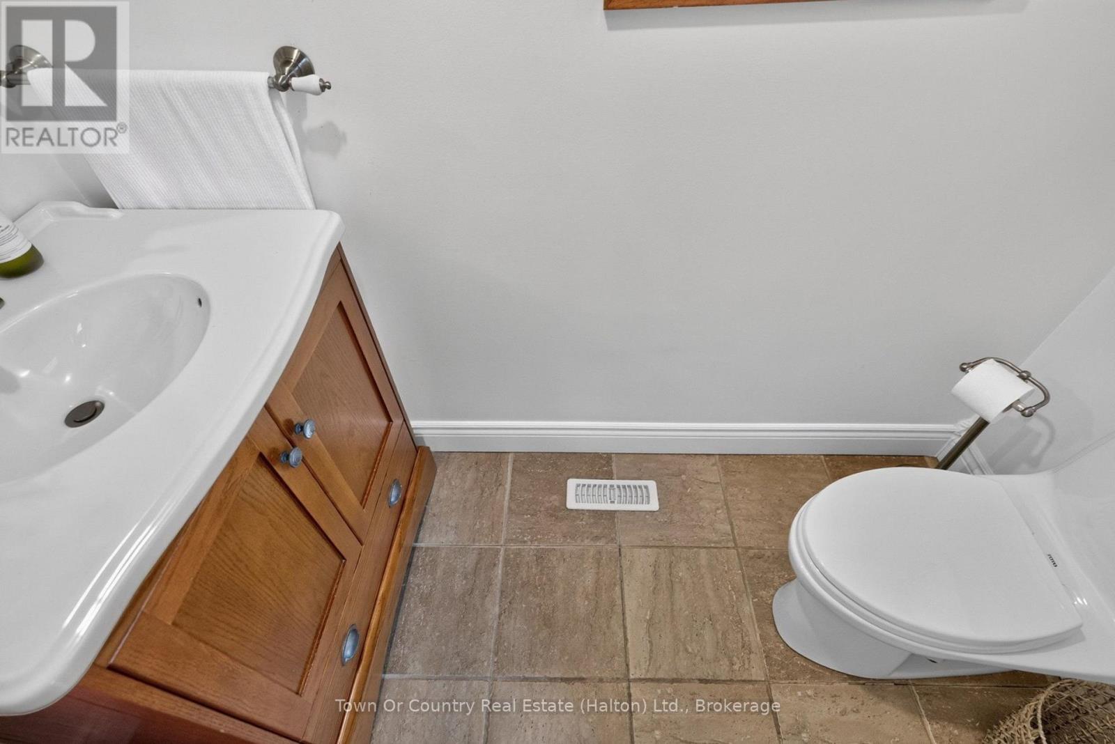 581 Lord Simcoe Court, Milton, Ontario  L9T 3B4 - Photo 19 - W14097260