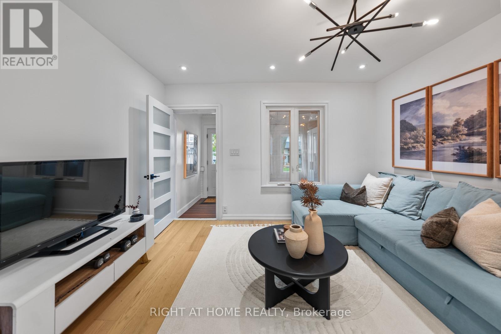 5 1/2 Luttrell Avenue, Toronto, Ontario M4C 5E2 - Photo 7 - E14097238