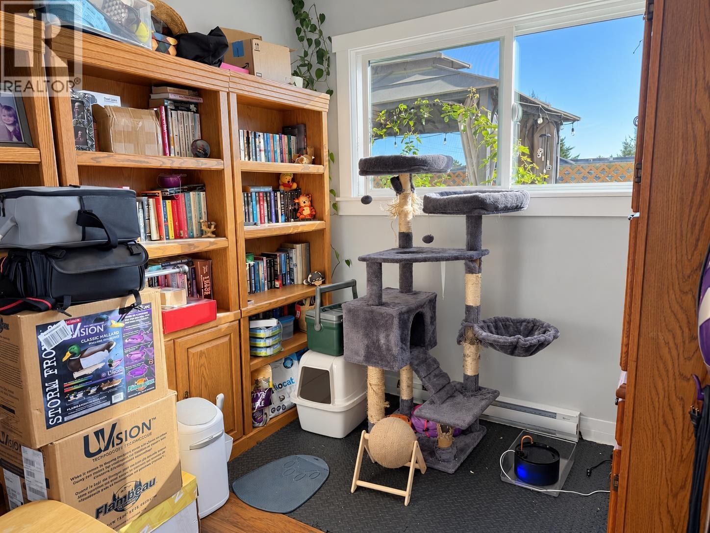 835 North Road, Gibsons, British Columbia  V0N 1V9 - Photo 13 - R3176860