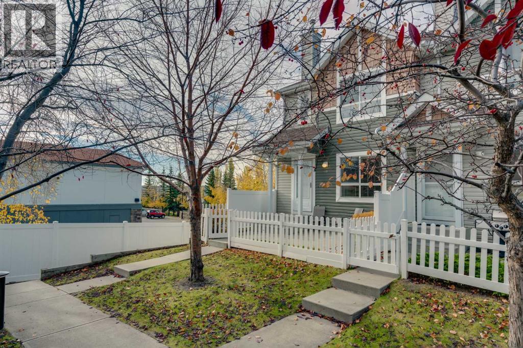 60 Tuscany Court NW