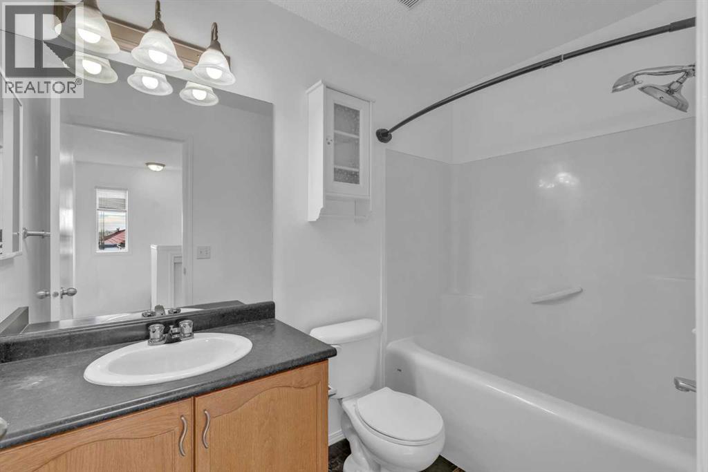 60 Tuscany Court NW