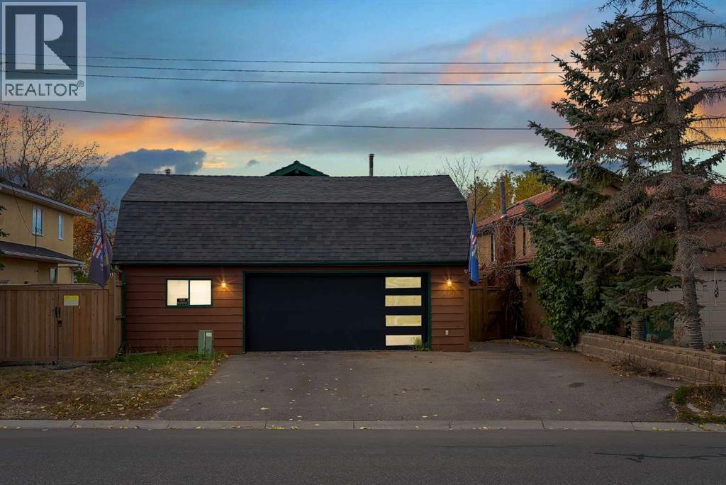 309 East Chestermere Drive, Chestermere, Alberta  T1X 1A2 - Photo 5 - A2353415