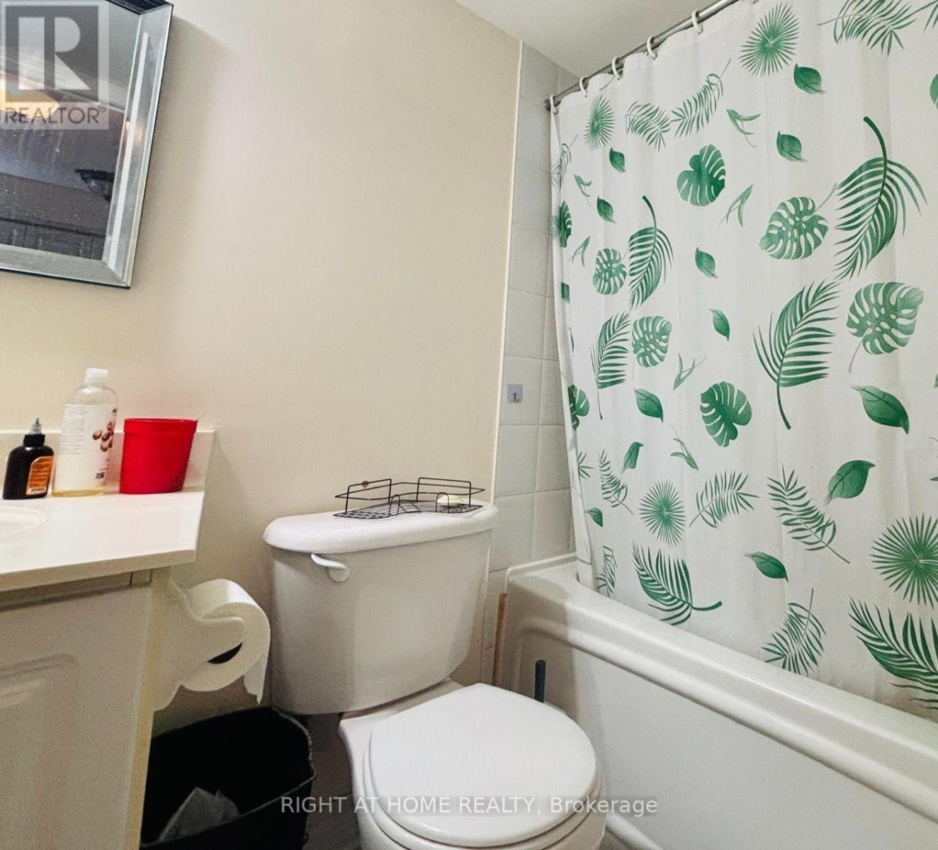 1301 - 33 Elm Drive W, Mississauga, Ontario  L5B 4M2 - Photo 13 - W14097336