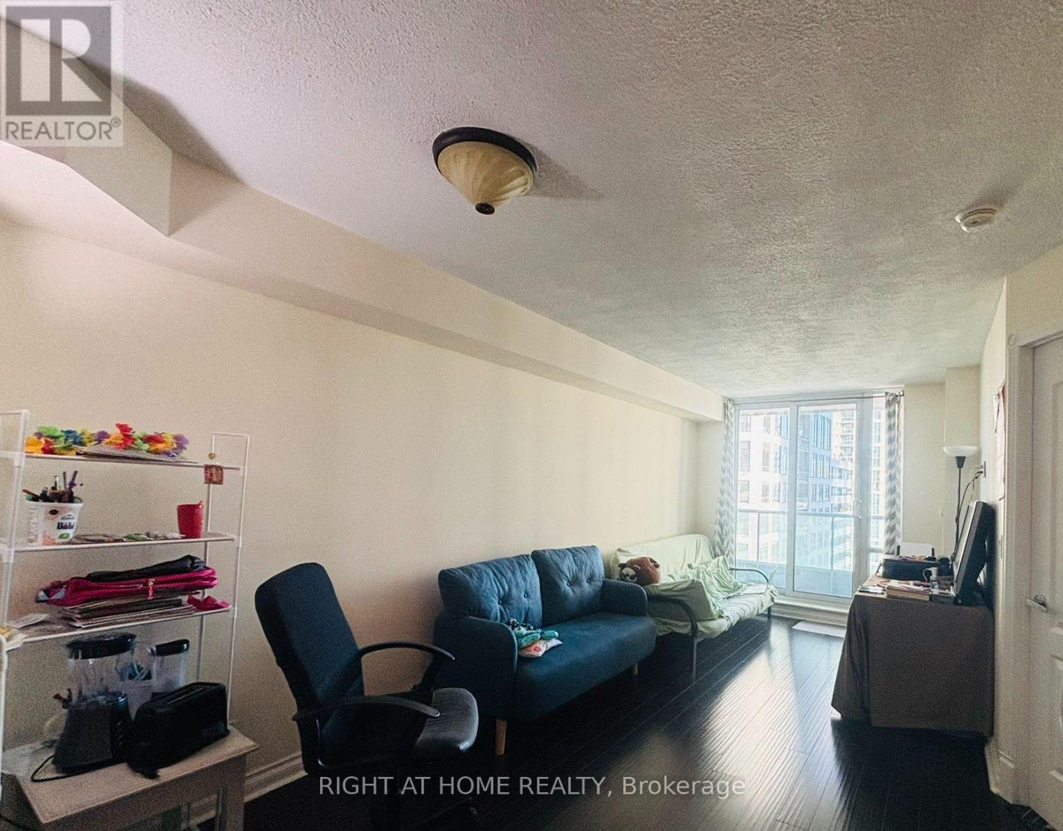1301 - 33 Elm Drive W, Mississauga, Ontario  L5B 4M2 - Photo 8 - W14097336