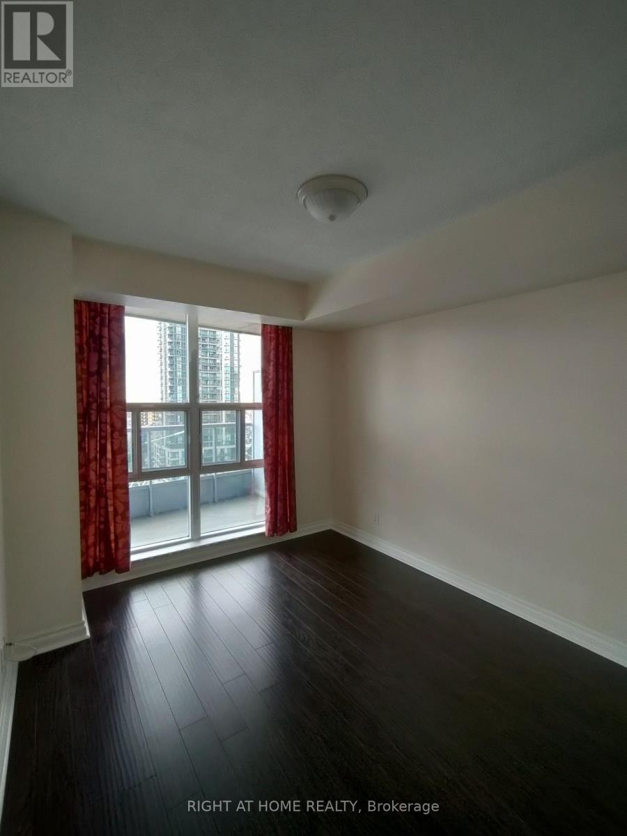 1301 - 33 Elm Drive W, Mississauga, Ontario  L5B 4M2 - Photo 9 - W14097336