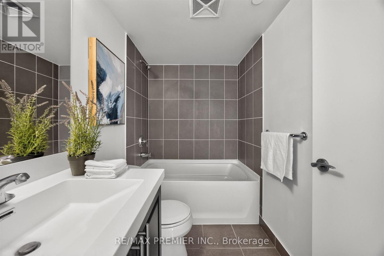 704 - 3091 Dufferin Street, Toronto, Ontario  M6A 0C4 - Photo 17 - W14097350