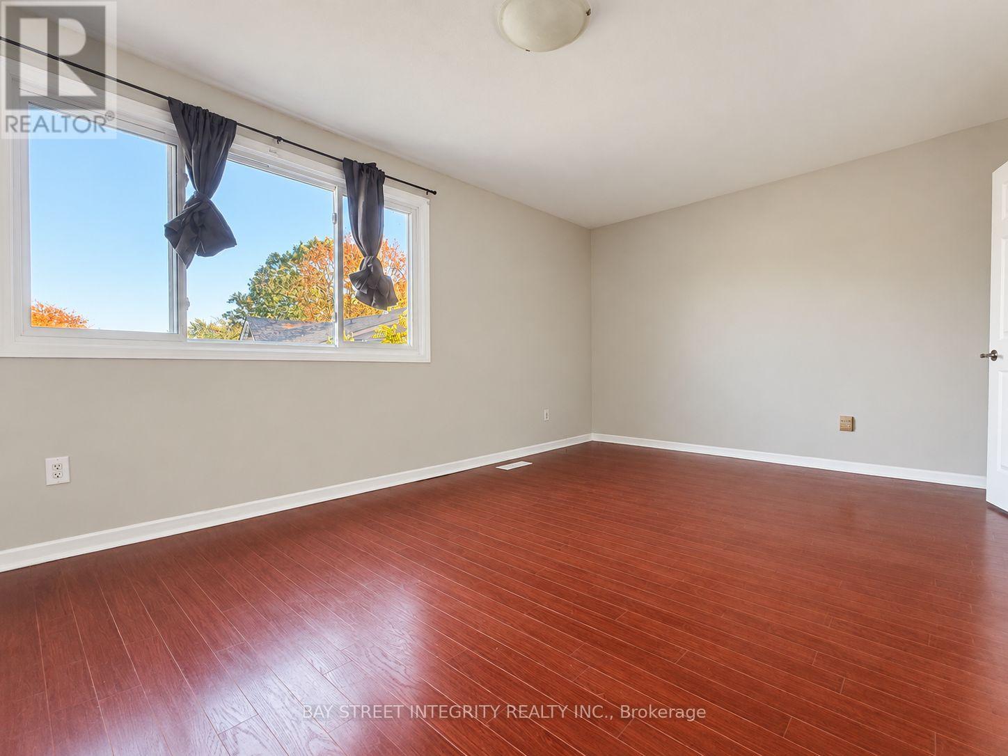 29 - 1580 Lancaster Drive, Oakville, Ontario  L6H 2Z5 - Photo 16 - W14097380