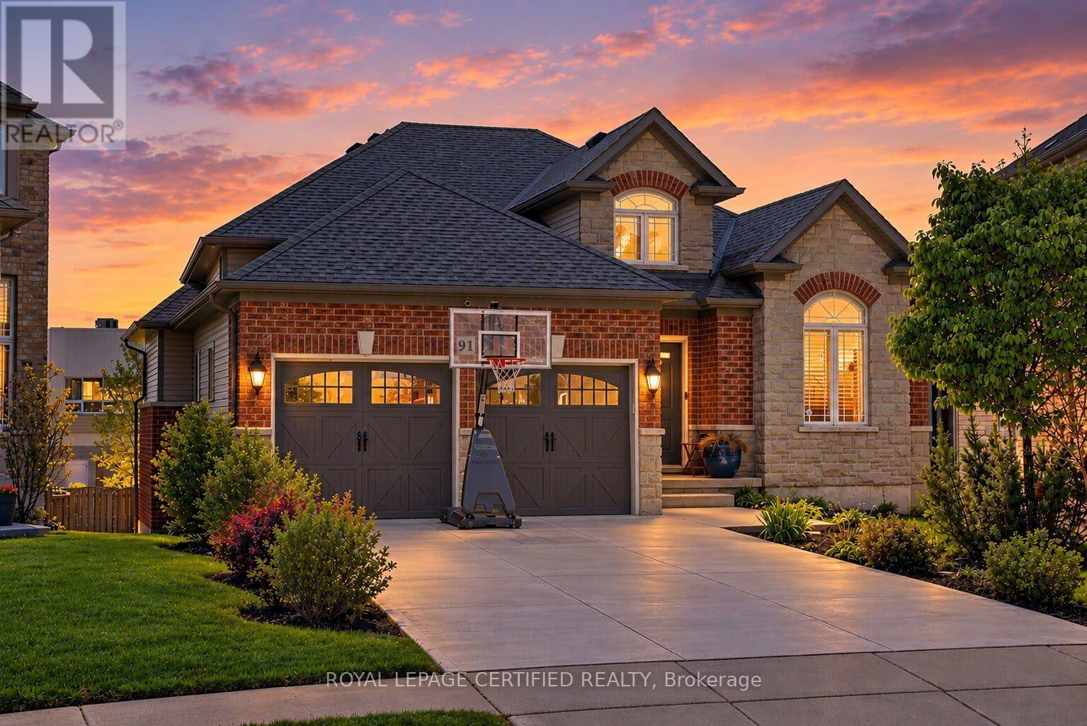 91 CANDLEWOOD DRIVE, Hamilton, Ontario