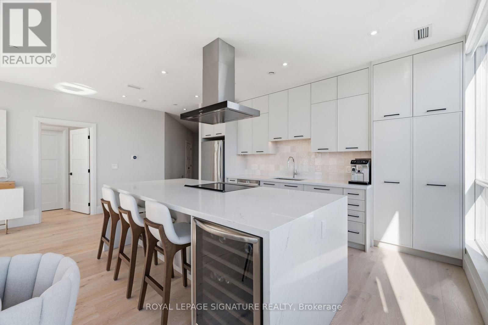 1002 - 980 Yonge Street, Toronto, Ontario  M4W 3V8 - Photo 15 - C14097010