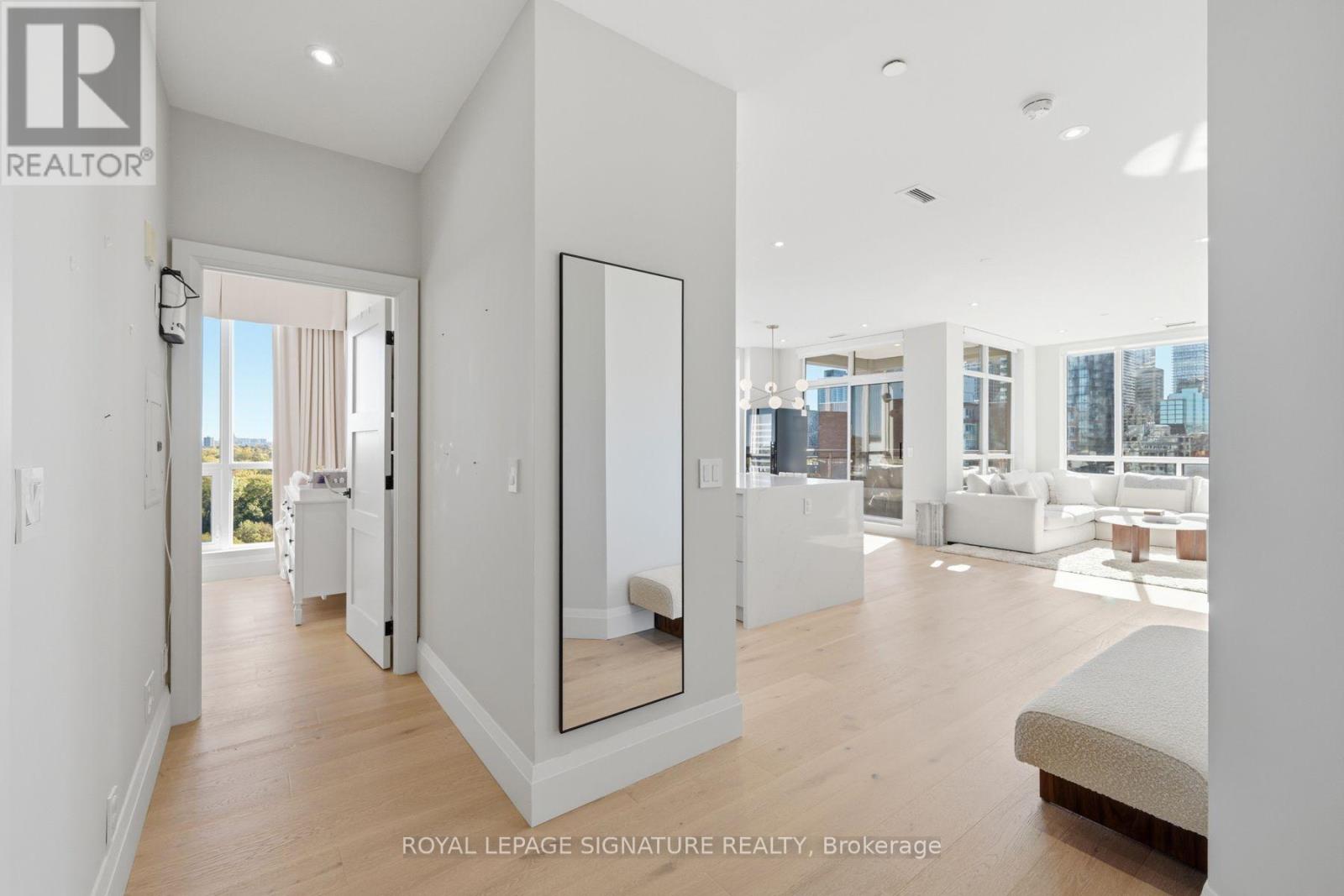 1002 - 980 Yonge Street, Toronto, Ontario  M4W 3V8 - Photo 27 - C14097010