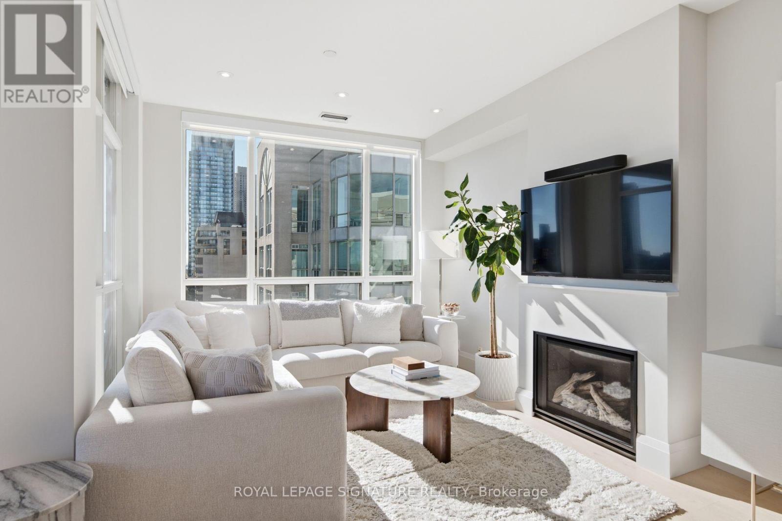 1002 - 980 Yonge Street, Toronto, Ontario  M4W 3V8 - Photo 6 - C14097010