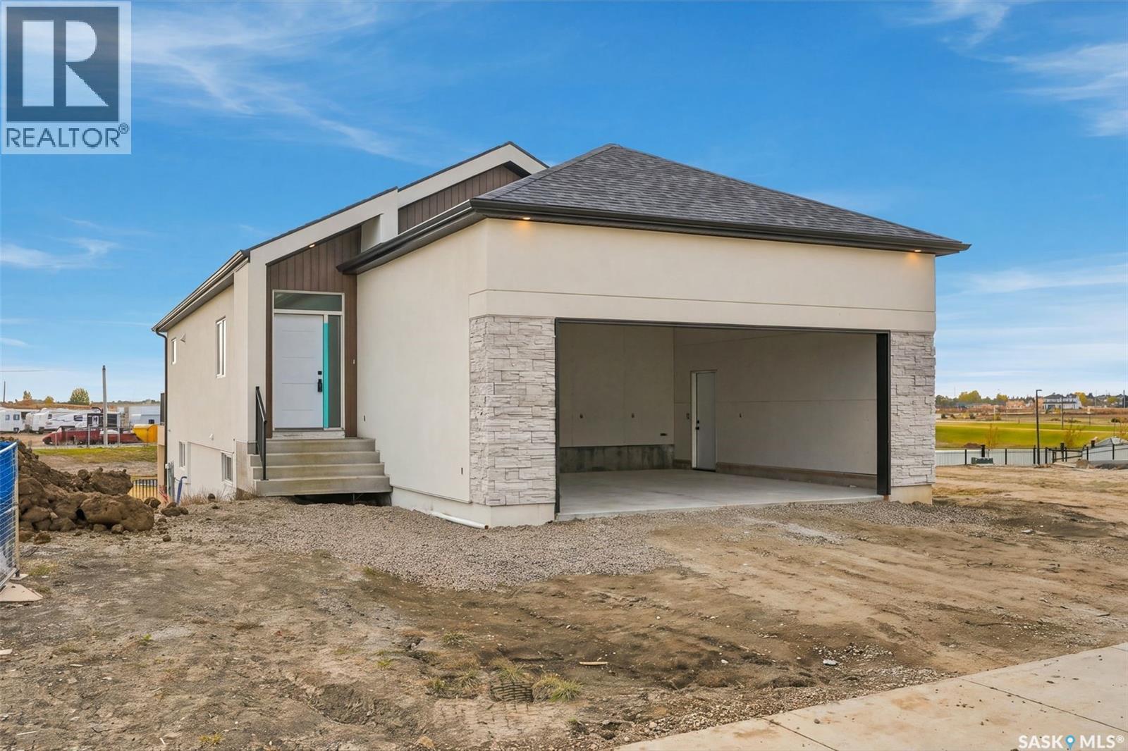 151 Nazarali Way, Saskatoon, Saskatchewan  S7V 1P6 - Photo 1 - SK051533