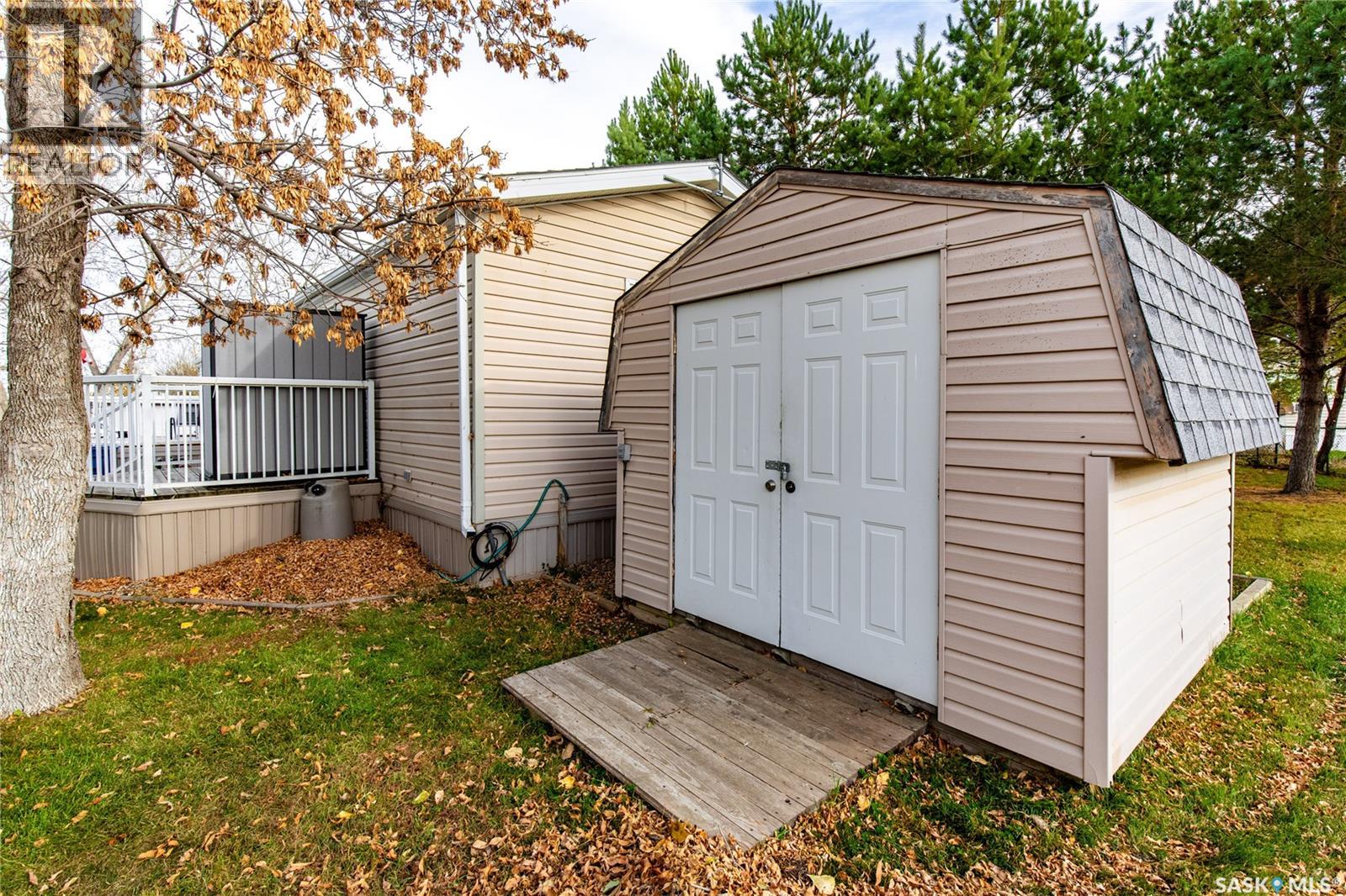 E15 1455 9th Avenue Ne, Moose Jaw, Saskatchewan  S6J 1C6 - Photo 39 - SK051514