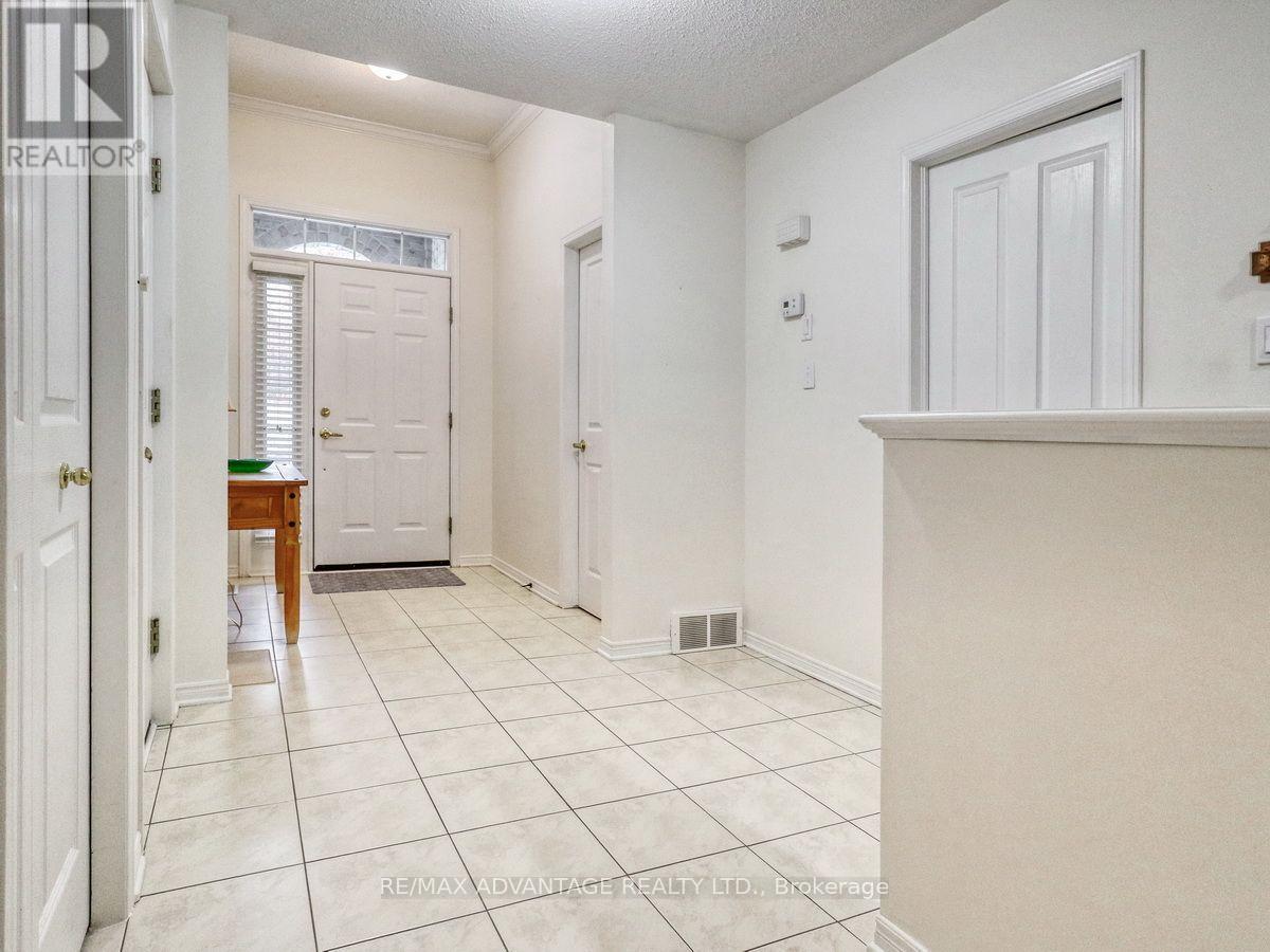 6 - 285 Mcgarrell Drive, London North, Ontario  N6G 5H3 - Photo 3 - X14097440