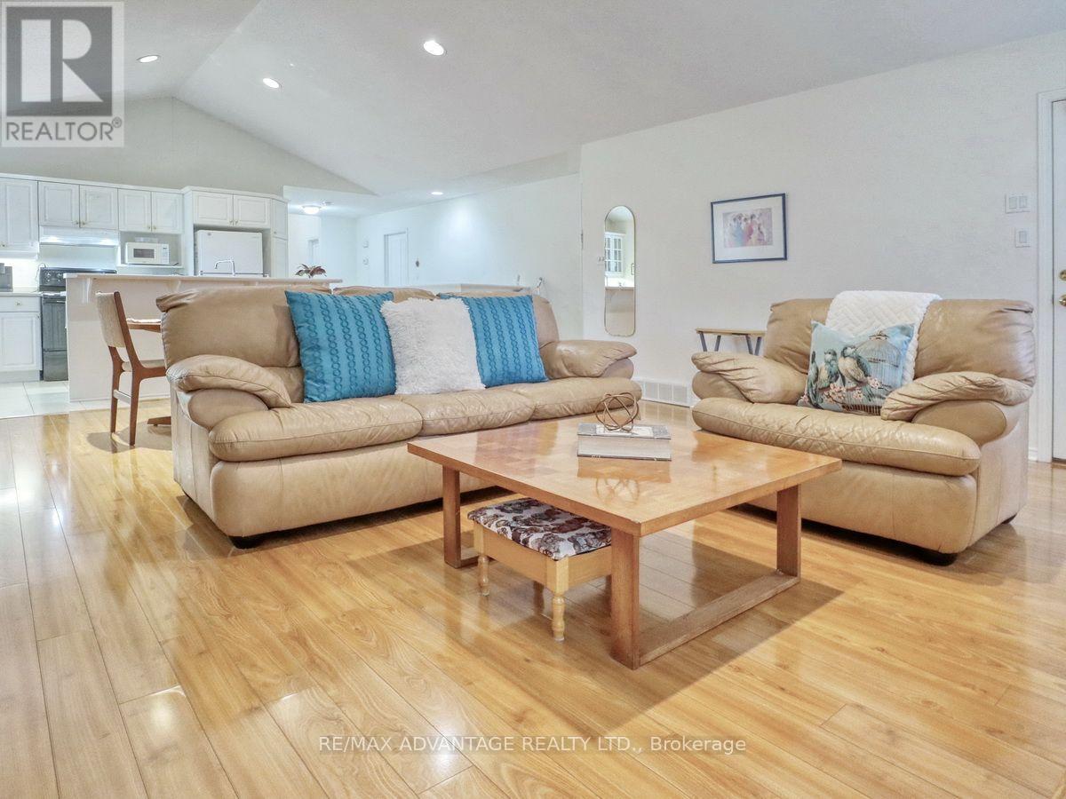 6 - 285 Mcgarrell Drive, London North, Ontario  N6G 5H3 - Photo 9 - X14097440