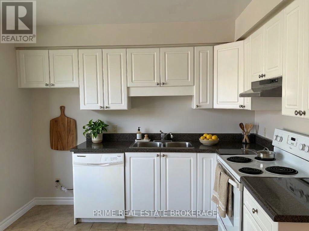 55 - 135 Belmont Drive, London South, Ontario N6J 4J3 - Photo 2 - X14097502