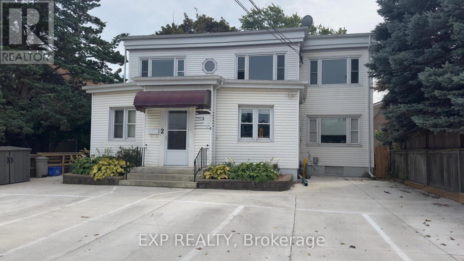 #WEST, 1ST - 2 SOUTH DRIVE W, St. Catharines, Ontario