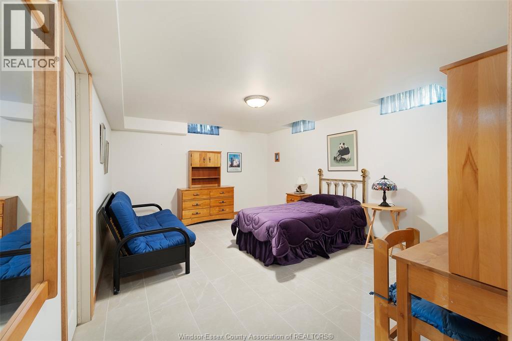1353 Imperial Crescent, Windsor, Ontario  N9G 2T6 - Photo 30 - 26025735