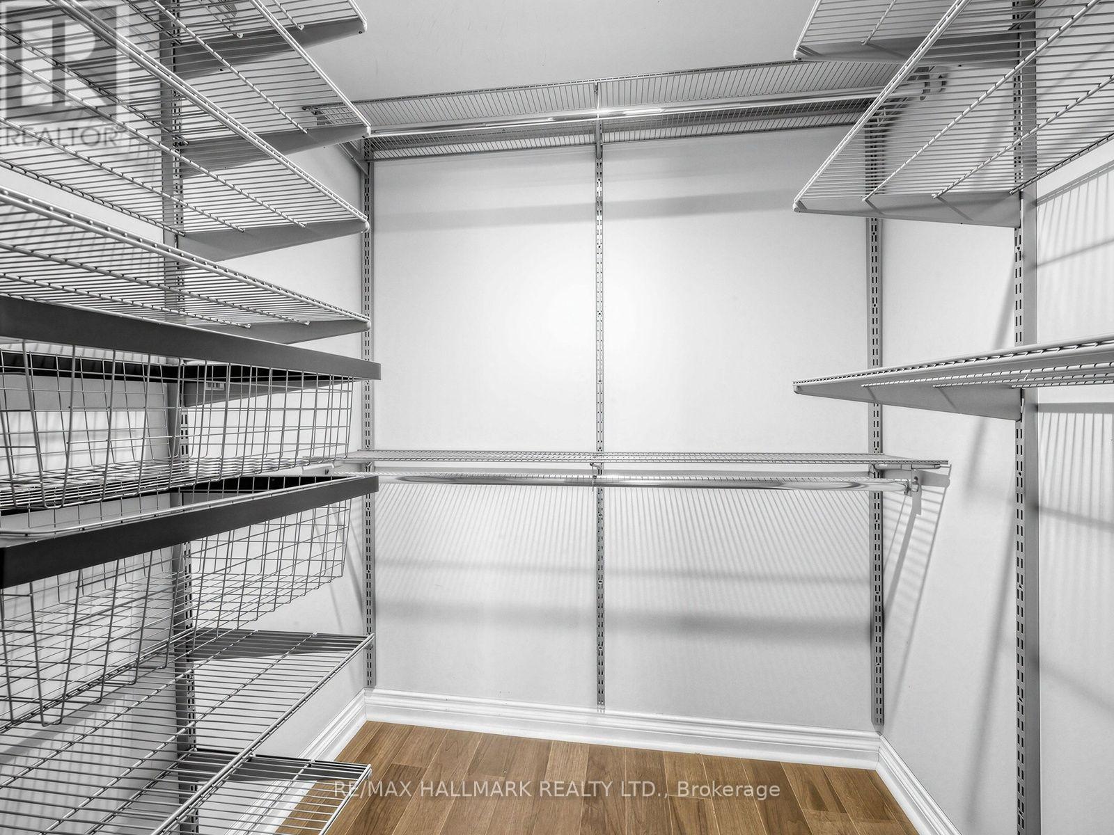 401 - 265 Ridley Boulevard, Toronto, Ontario  M5M 4N8 - Photo 32 - C14097424