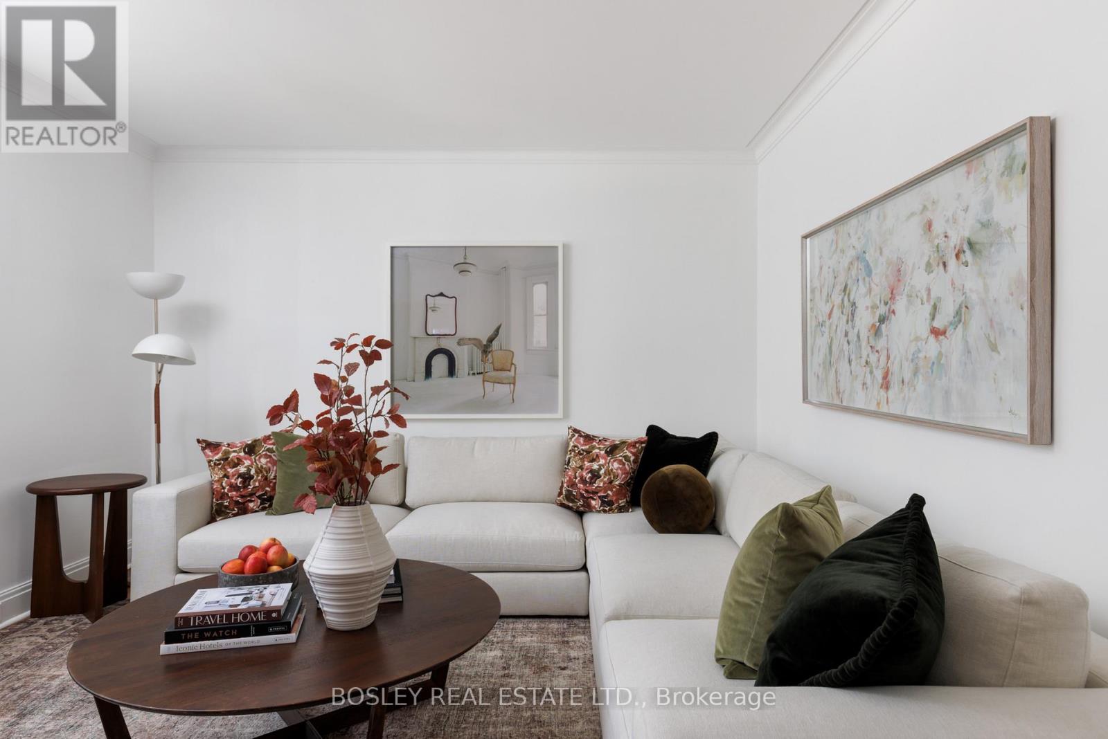 128 LEACREST ROAD, Toronto, Ontario