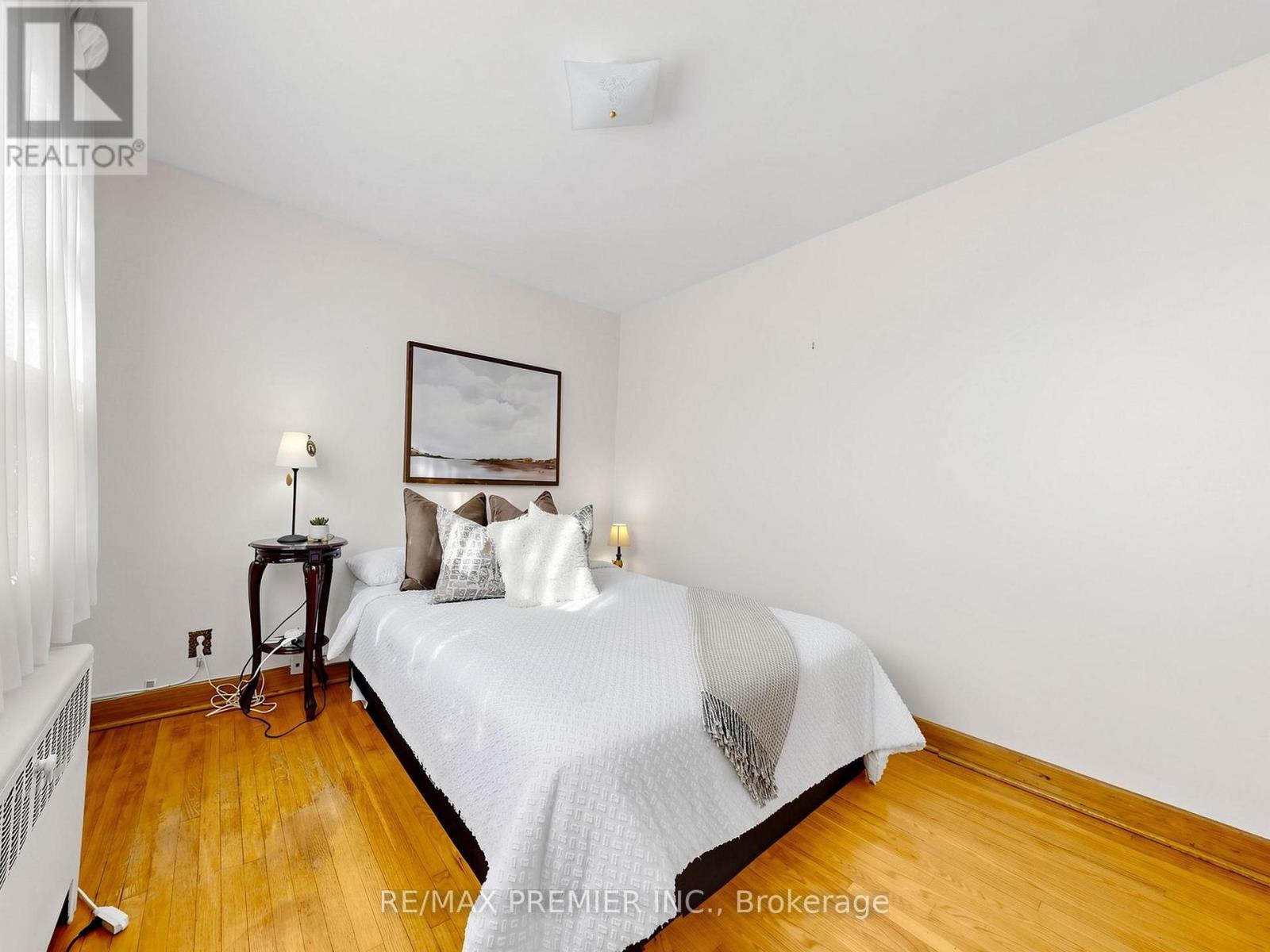 14 Shaneen Boulevard, Toronto, Ontario  M1R 1B7 - Photo 13 - E14097456