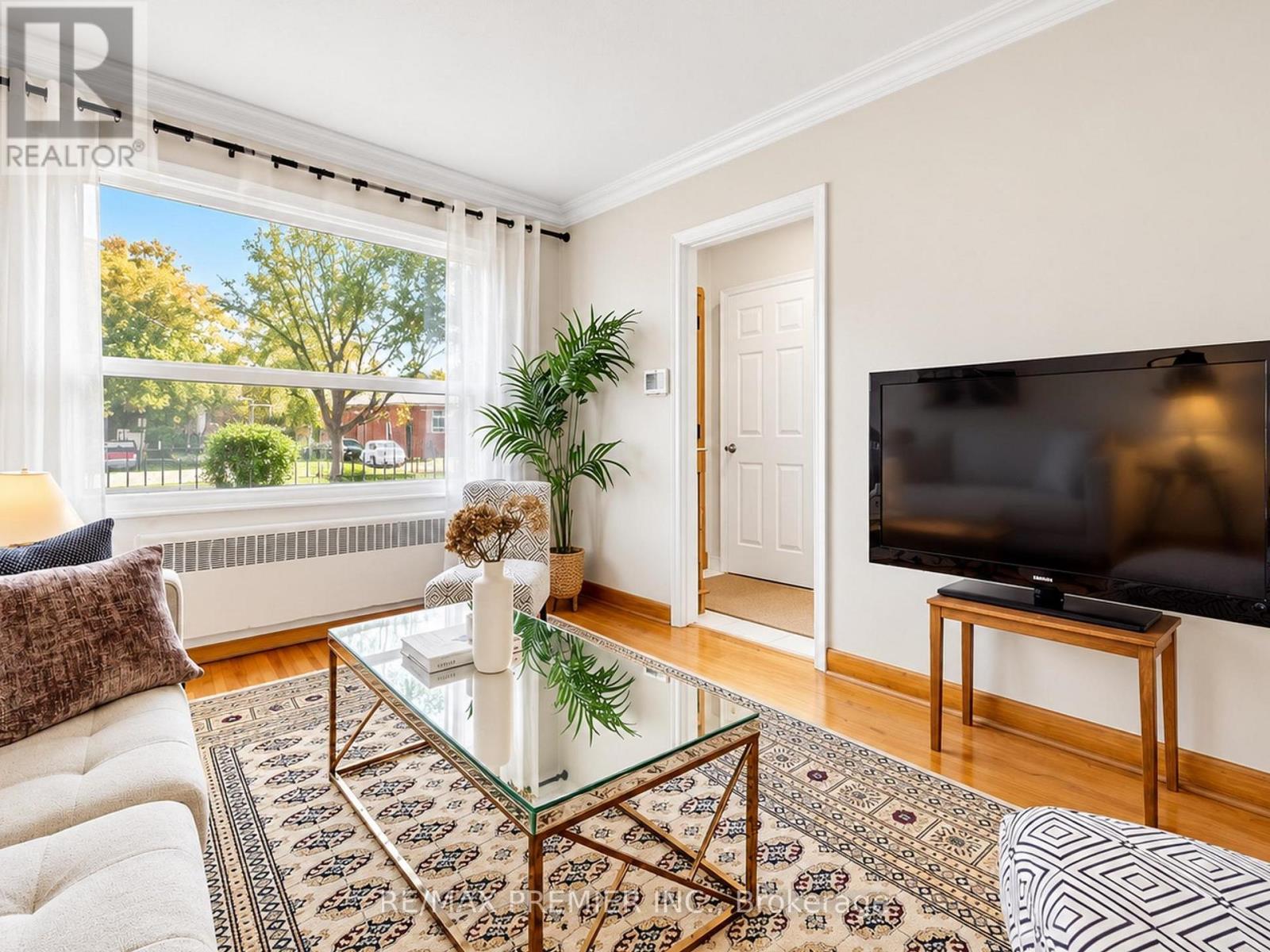 14 Shaneen Boulevard, Toronto, Ontario  M1R 1B7 - Photo 3 - E14097456
