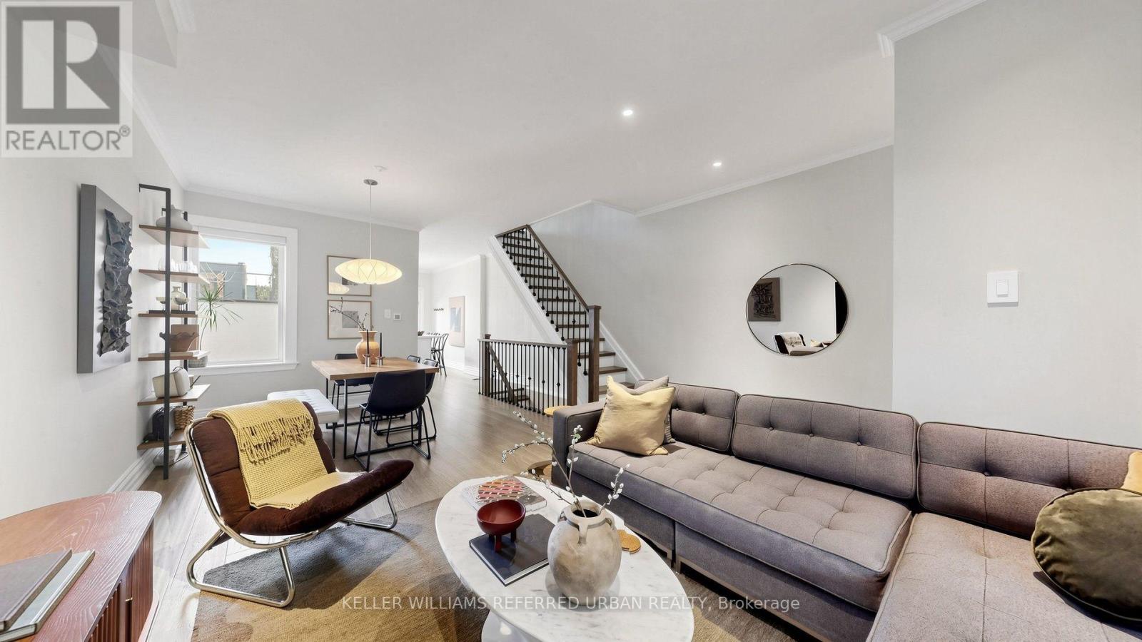 69 Coady Avenue, Toronto, Ontario  M4M 2Y9 - Photo 6 - E14097474