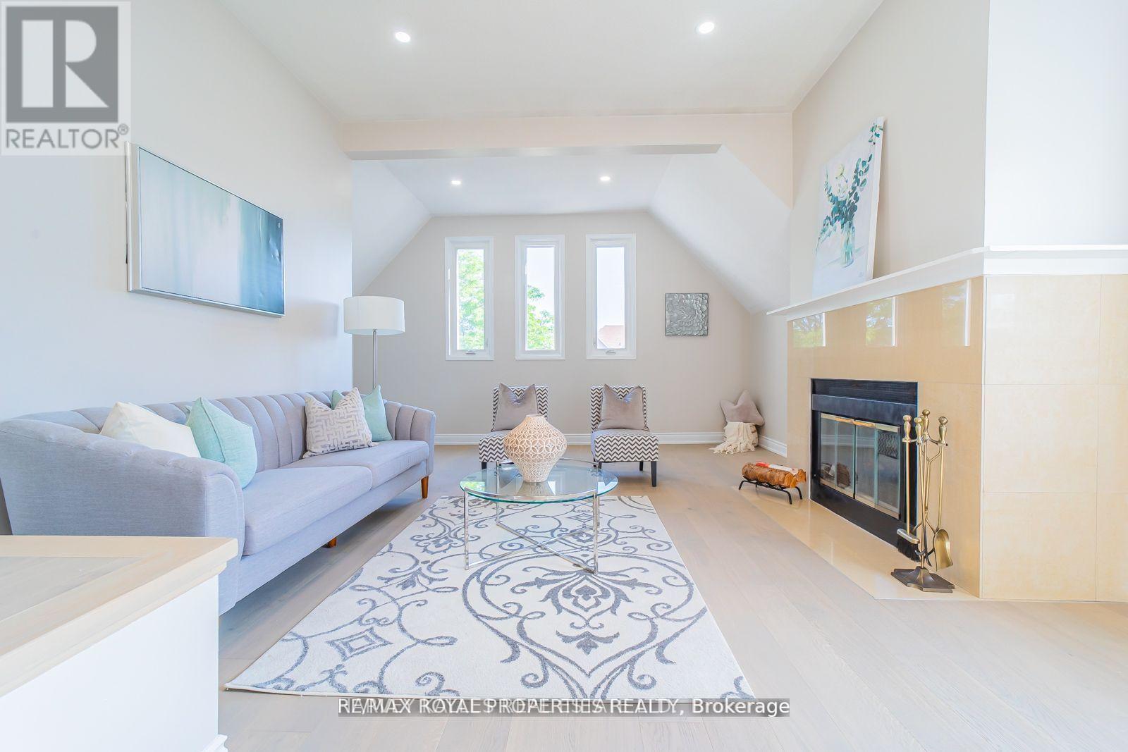 1639 Middleton Street S, Pickering, Ontario  L1X 2L5 - Photo 6 - E14097558