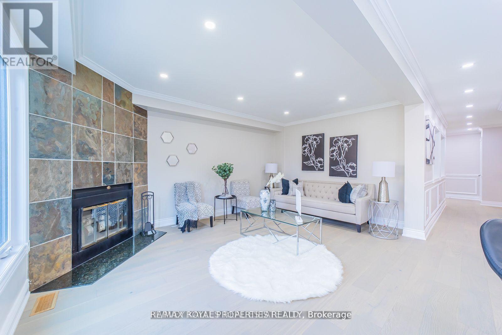 1639 Middleton Street S, Pickering, Ontario  L1X 2L5 - Photo 8 - E14097558