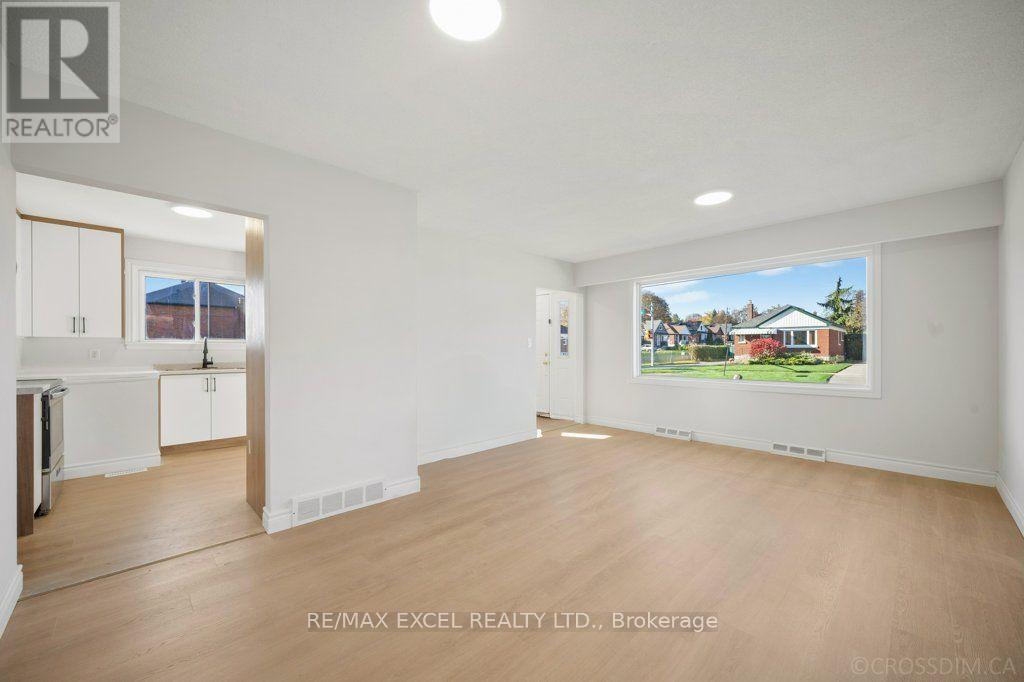 65 Wilson Road N, Oshawa, Ontario  L1G 6E1 - Photo 7 - E14097612
