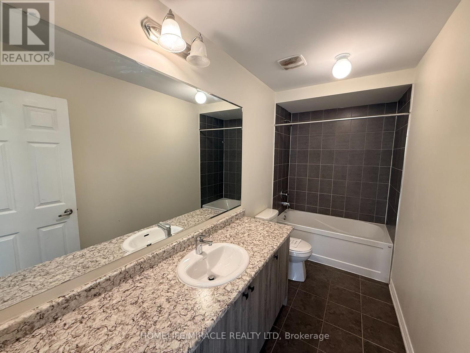 1301 Apollo Street, Oshawa, Ontario  L1K 3E6 - Photo 33 - E14097644