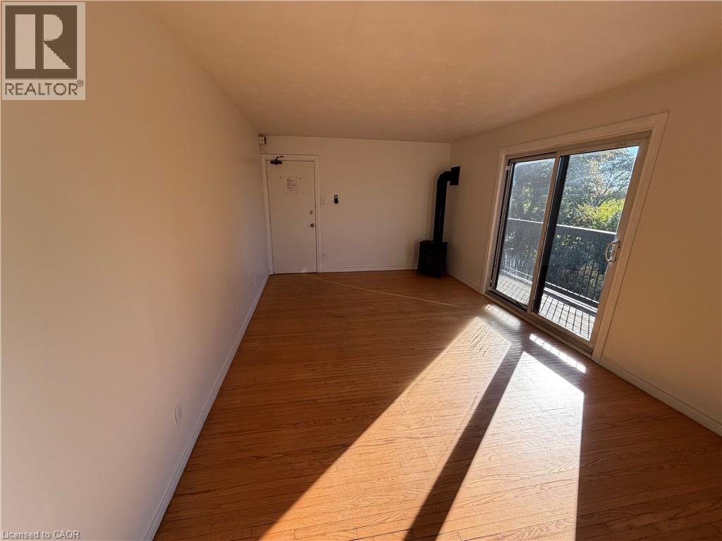 416 Lancaster Street W Unit# 9, Kitchener, Ontario  N2H 4V9 - Photo 4 - 40852184