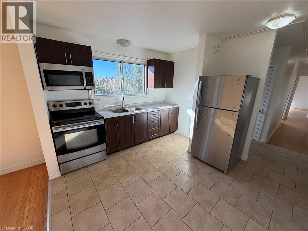 416 Lancaster Street W Unit# 9, Kitchener, Ontario  N2H 4V9 - Photo 2 - 40852184