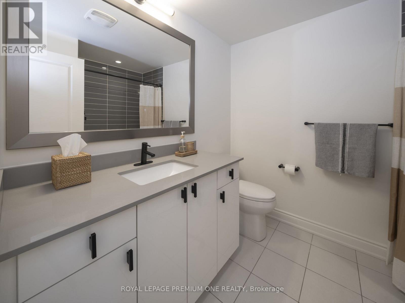 4 - 1145 Ossington Avenue N, Toronto, Ontario  M6G 0A3 - Photo 13 - C14093266