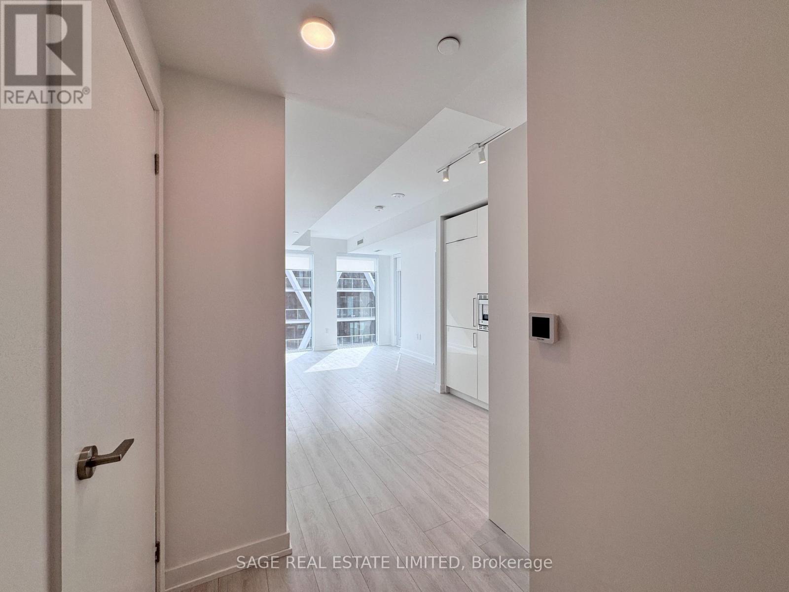 3505 - 238 Simcoe Street, Toronto, Ontario  M5T 0E2 - Photo 2 - C14097556