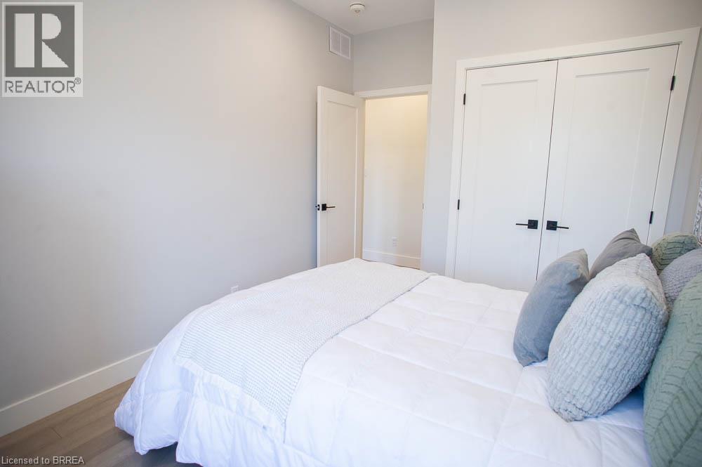 4a Harris Avenue, Brantford, Ontario  N3R 2E9 - Photo 22 - 40872503
