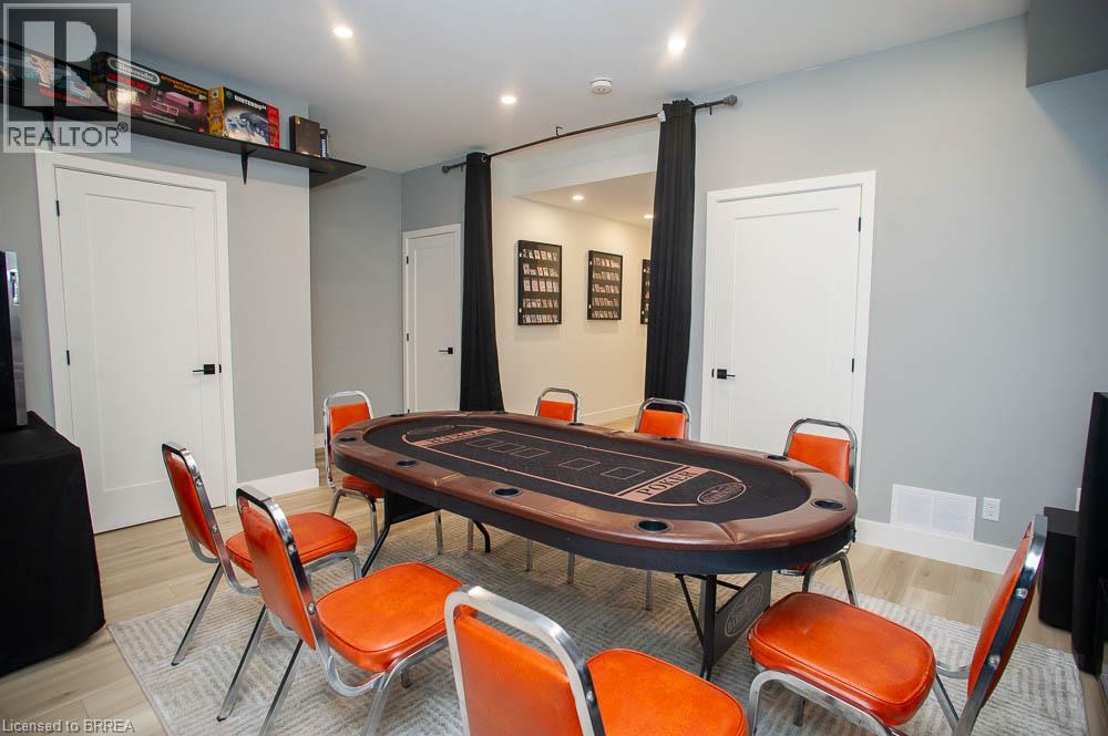 4a Harris Avenue, Brantford, Ontario  N3R 2E9 - Photo 7 - 40872503