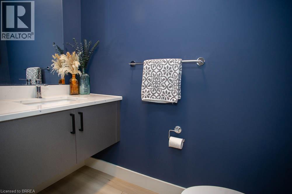 4a Harris Avenue, Brantford, Ontario  N3R 2E9 - Photo 8 - 40872503