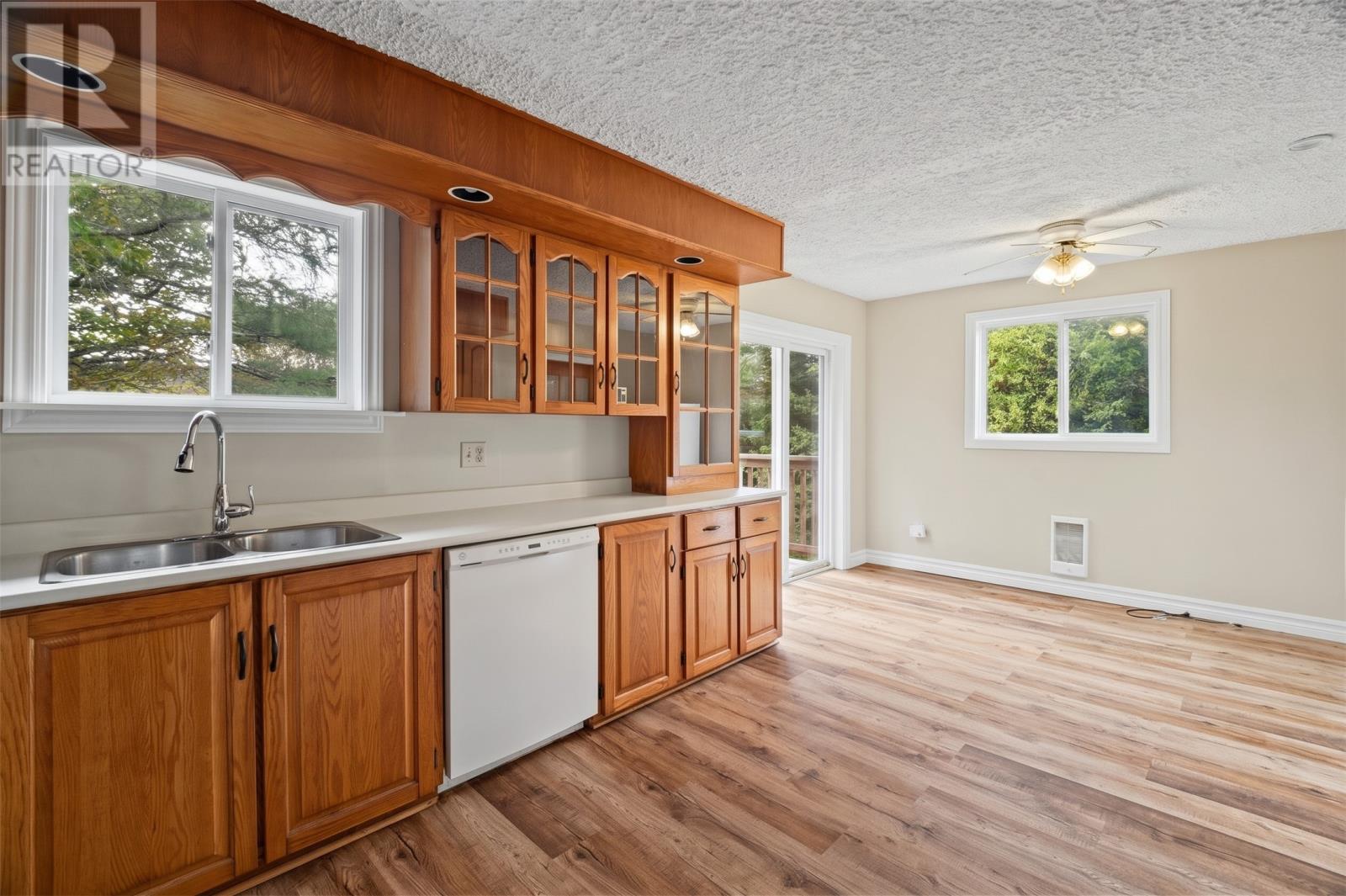 26 Shoal Bay Road, St. John's — photo 12
