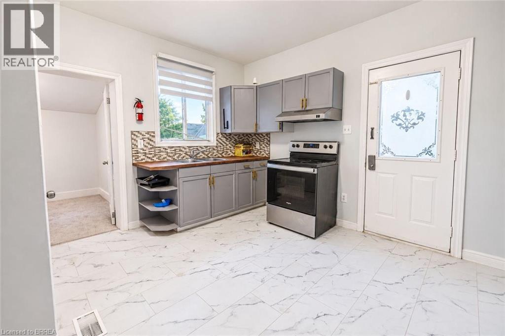 169 Drummond Street Unit# Main, Brantford, Ontario  N3S 6A6 - Photo 2 - 40872668
