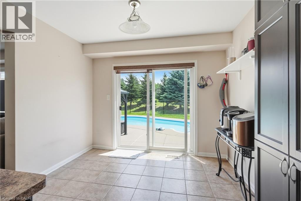 240 Emick Drive, Hamilton, Ontario  L9K 0E1 - Photo 16 - 40867148